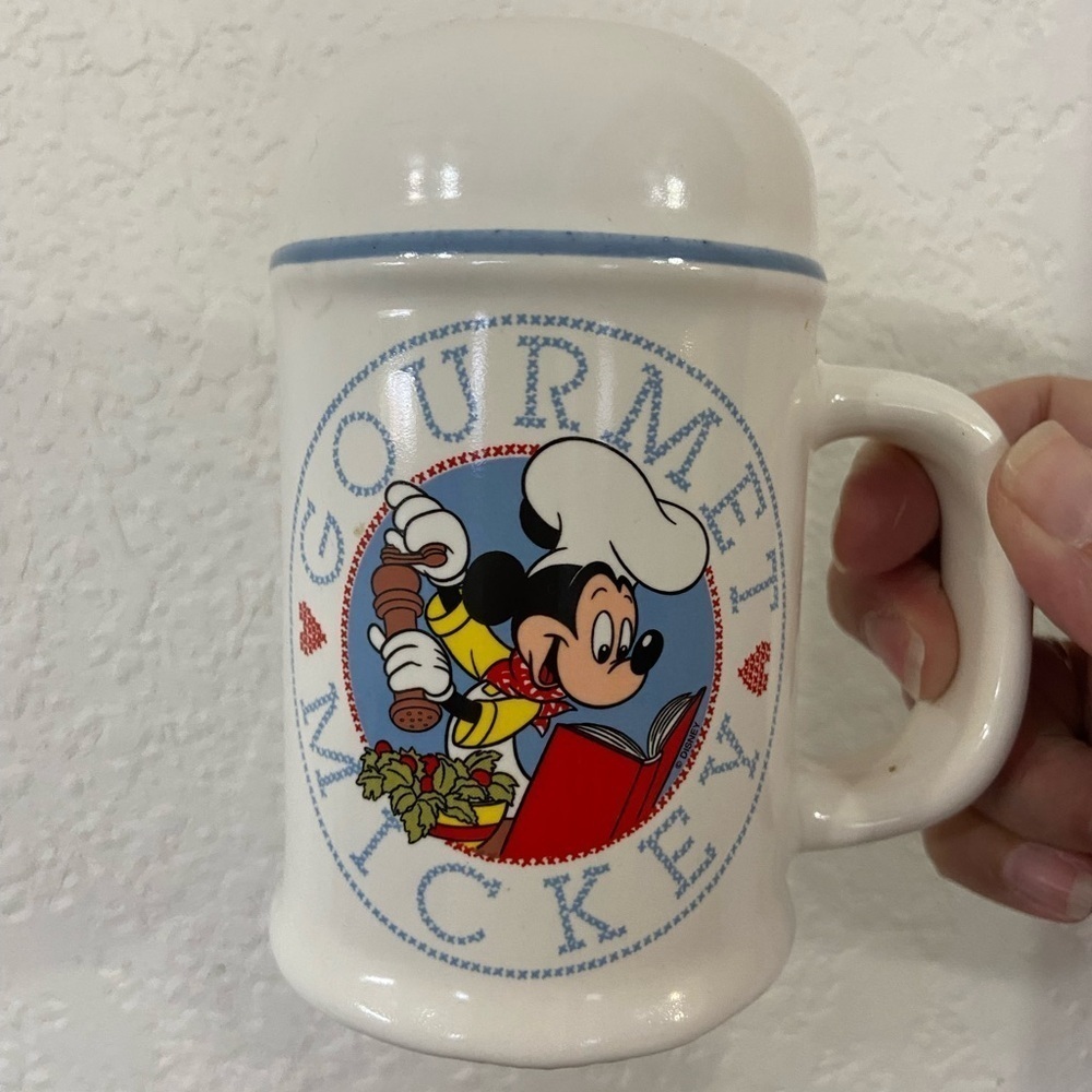 🩵 Treasure Craft Gourmet Mickey Mouse Disney Single Salt Shaker